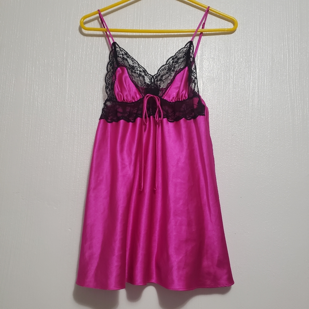 🌴  Victoria's Secret | Sexy satin & lace slip